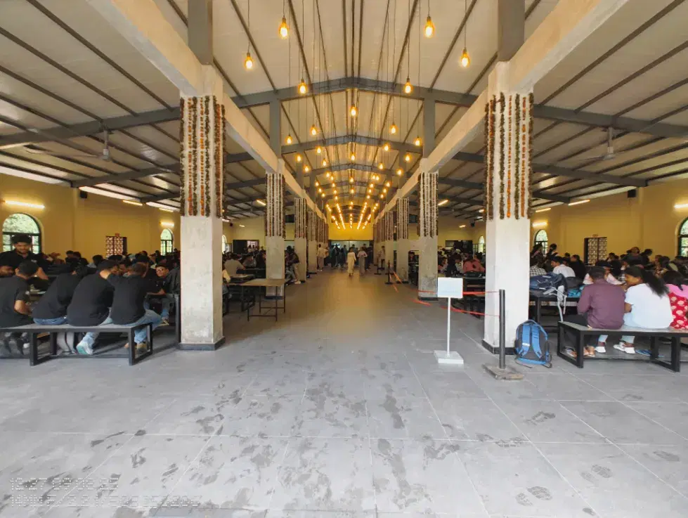 ITM SLS Baroda University hostel photo 2